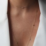 Colar longo brilhantes formando navetes - Imagem 2