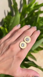 Brinco Botão Grande