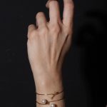 Bracelete Torcido com Caixas Brilhante