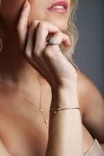 Bracelete Torcido com Caixas Brilhante - Imagem 2