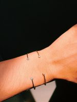 Bracelete Aberto com Brilhantes