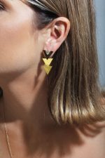 Brinco Triângulo 2 em 1