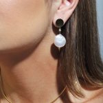 Brinco barroca com brilhante